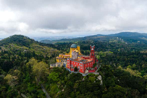 Sintra, Cascais, Palacio da Pena e Quinta da Regaleira